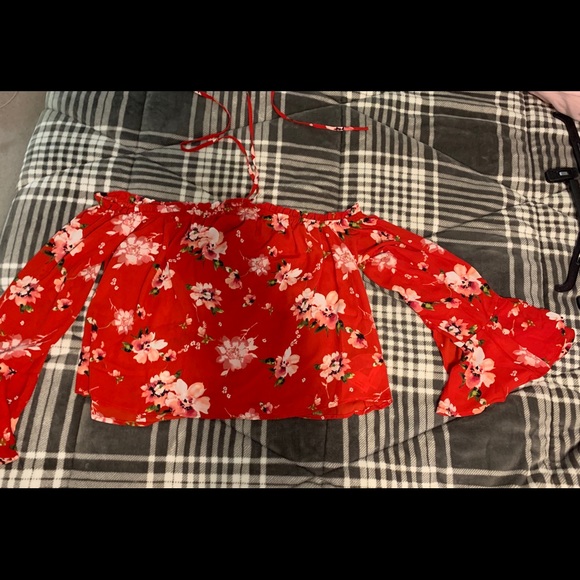 Off the shoulder red floral top - Picture 3 of 5